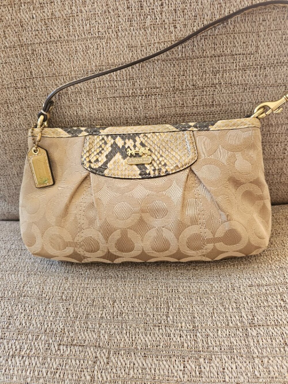 Vintage Coach Gold Signature C Wristlet Shoulder Bag Python Limited Edt